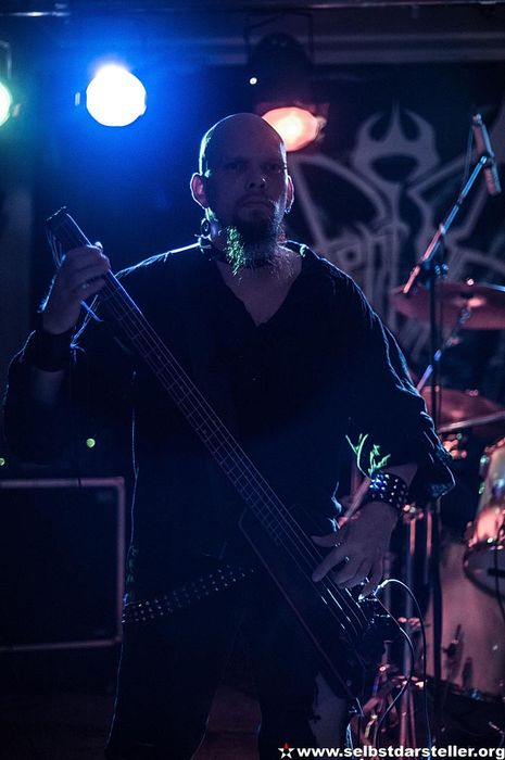 2012_10_06_Exkursion_Incise_Fenfire_Flesh_Divine_D7C_8609_web.jpg